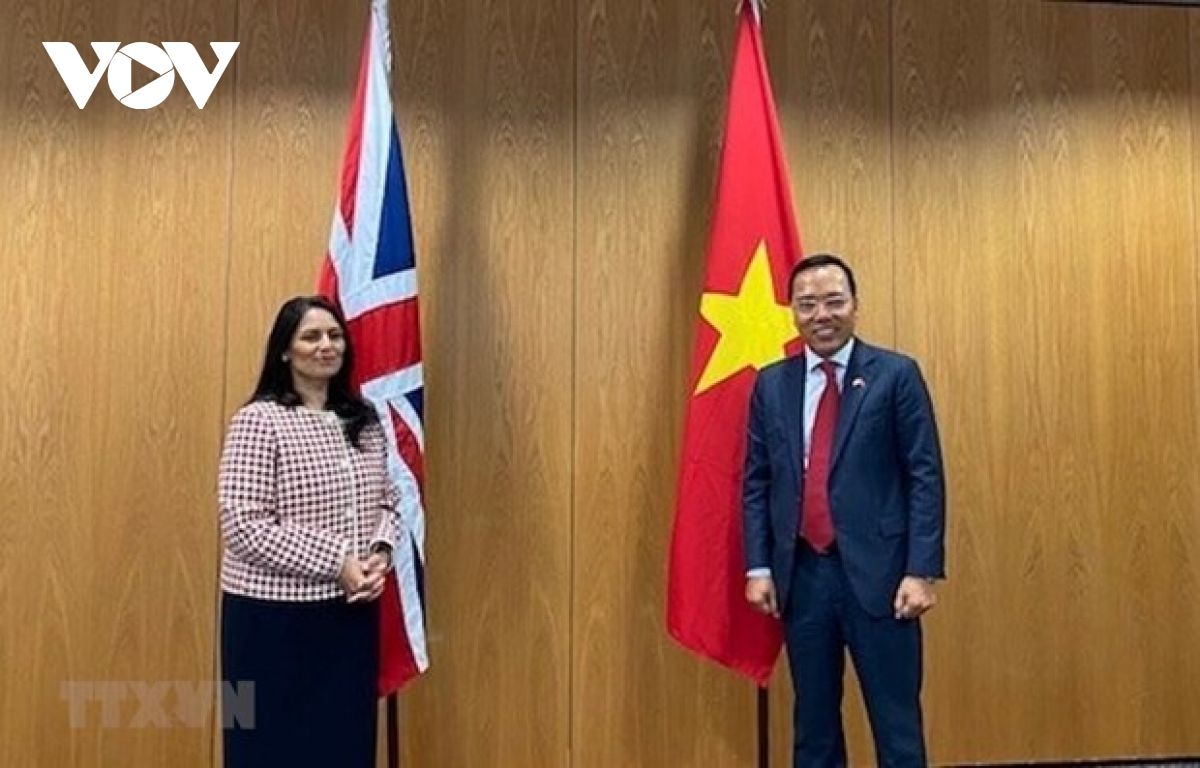 Vietnam, UK step up cooperation in security, home affairs